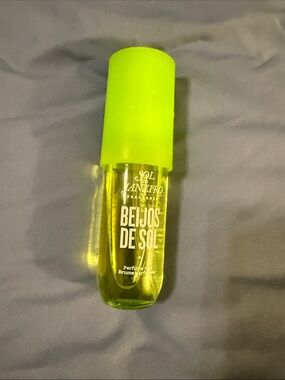 Sol de Janeiro Beijos de Sol Mini body spray
